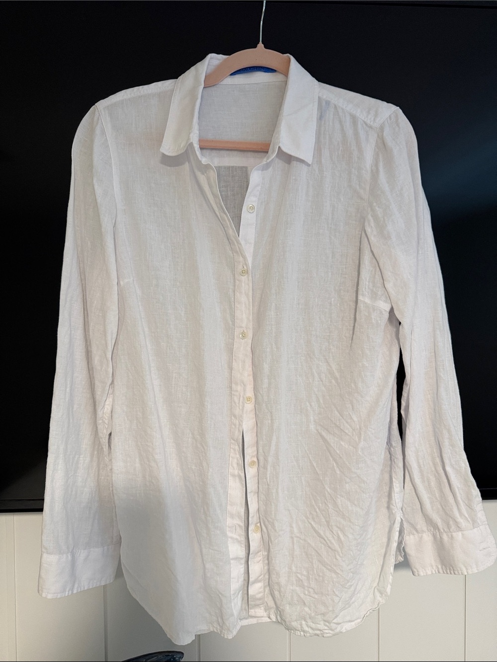 J. McLaughlin White Linen Button-Up Blouse